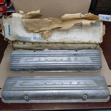 56-59 C1 Corvette 7 Fin Staggered Bolt Valve Covers-GM #3726086 Lightly Used  picture