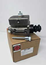 NEW BRAKE MASTER CYLINDER - MILITARY M35A2 DEUCE DUCE 2530-00-753-9267 12368254 picture