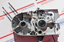 1963-64 SUZUKI M12  50cc   OEM ENGINE CASE   W/VIN # M10-305976 picture
