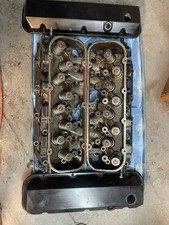 MerCruiser 7.4 L 454 GM V8 Marine Engine cylinder heads and valve covers  picture