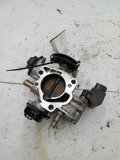 1998-1999 Toyota Corolla Throttle Body Throttle Valve Assembly 0D010 OEM picture