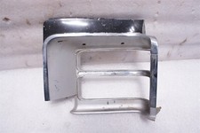 1966-67 BUICK RIVIERA FRONT RH PARKING LIGHT BEZEL OEM /G1/ picture