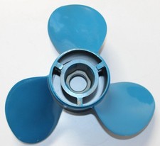 Mercury Vengeance 13.75x21 RH SS 3-Blade Propeller 48-16318PD1 picture