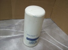 CNH Genuine OEM NOS Hydraulic Oil Filter 9821387 picture