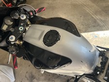 2000 Yamaha Yzf R1 Gas Tank OEM Fuel Tank Good Condition No Cracks picture