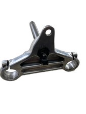 Harley 39mm polished aluminum bottom triple tree OEM picture