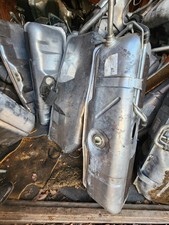1998 1999 2000 2001 2002 2003 JAGUAR XJ8 VANDEN PLAS SINGLE PUMP FUEL TANK picture