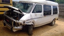 Rear Axle Fits 88-95 CHEVROLET 10 VAN 827939 picture