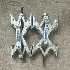 Pair of X Chocks picture