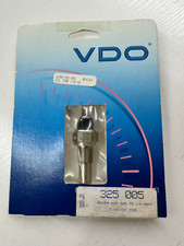 VDO 325005 Temperature Sender 300F Dual FG 1/4-18NPT (1535001058D) picture