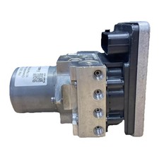 2017-2020 Chevrolet Suburban ABS Anti-Lock Brake Pump Module 84609542 OEM GM picture