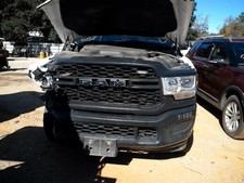 Chassis ECM Towing Control Below Dash Fits 19-24 DODGE 2500 PICKUP 104937781 picture