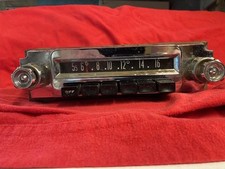 VINTAGE CAR RADIO 50s- 1960S AMERICAN MOTORS CHEVROLET FORD 15C560085 picture