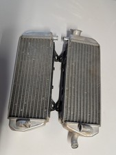 KTM Husqvarna WP Radiator Pair Left Right 504.35.007.100 504.35.008.100 16-18 picture