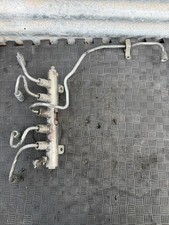 2006-2010 Chevrolet 2500 4500 6.6L Duramax Left Fuel Rail With Lines Bosch OEM  picture
