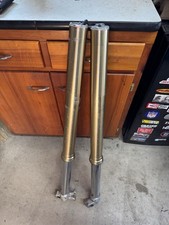 2015 CRF250r Forks picture