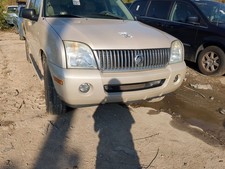 2002-2005 Mercury Mountaineer Front Bumper - Oem AQAZW picture