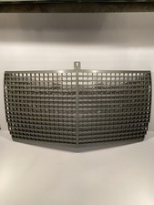 NOS 1968-1973 Mercedes GRILLE INSERT W114 W115 220 220D 230 250 250C 280 280C picture