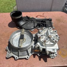 Mercedes 107 126 380SL 380SE 380SEC 380SLC 500 Fuel Distributor Bosch 0438100088 picture