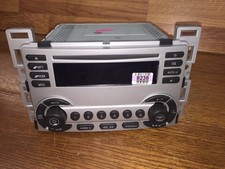 NEW 2005-2006 Chevy Equinox Cd Radio ~Unlocked~ Plug & Play  Silver 05-06 OEM picture