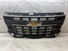 2015 2019 CHEVROLET COLORADO ZR2 GRILLE ASSEMBLY OEM FRONT CENTER GRILL 84240081 picture