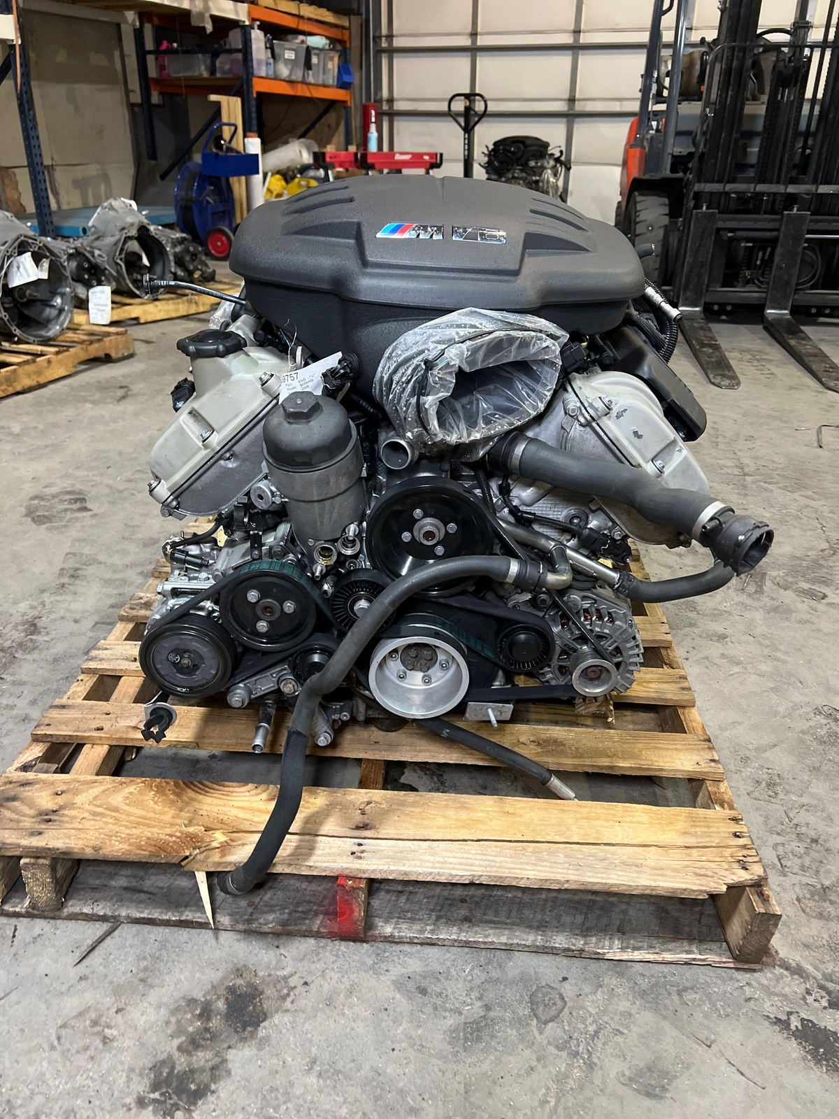 08-13 OEM BMW E90 E92 E93 M3 S65 Engine Motor 4.0l V8 105k Miles - See Notes 08-13 OEM BMW E90 E92 E93 M3 S65 Engine Motor 4.0l V8 105k Miles - See Notes