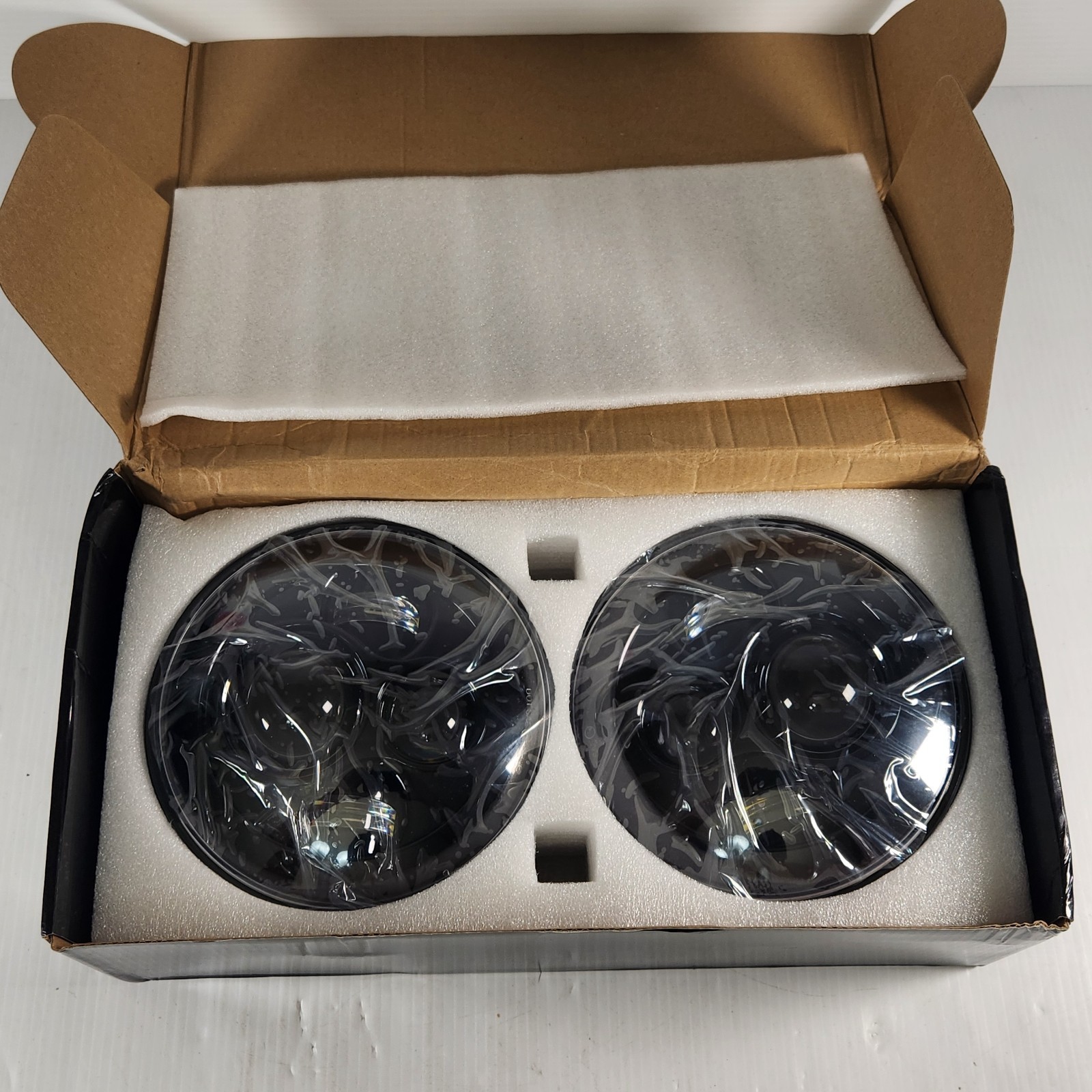 Auxbeam 7 Inch Round LED Headlights Pair Jeep Wrangler JK 12V QP005969 Black
