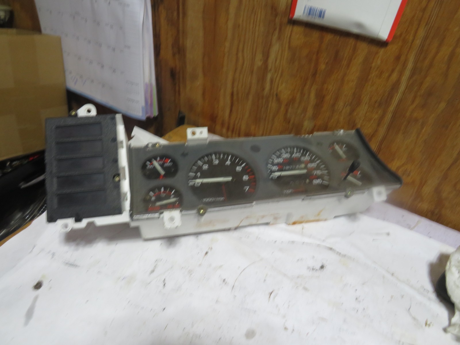 92 1992 JEEP CHEROKEE XJ INSTRUMENT CLUSTER 180K 92 1992 JEEP CHEROKEE XJ INSTRUMENT CLUSTER 180K