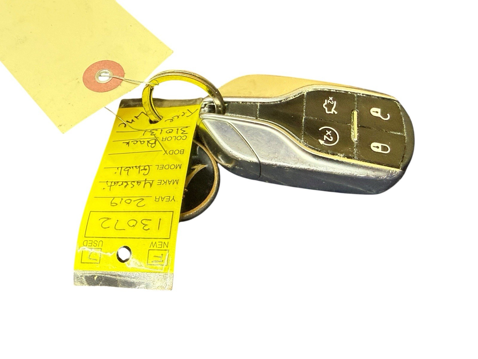 OEM 2014-2022 MASERATI GHIBLI QUATTROPORTE SMART KEY REMOTE FOB M3N-7393490 OEM 2014-2022 MASERATI GHIBLI QUATTROPORTE SMART KEY REMOTE FOB M3N-7393490