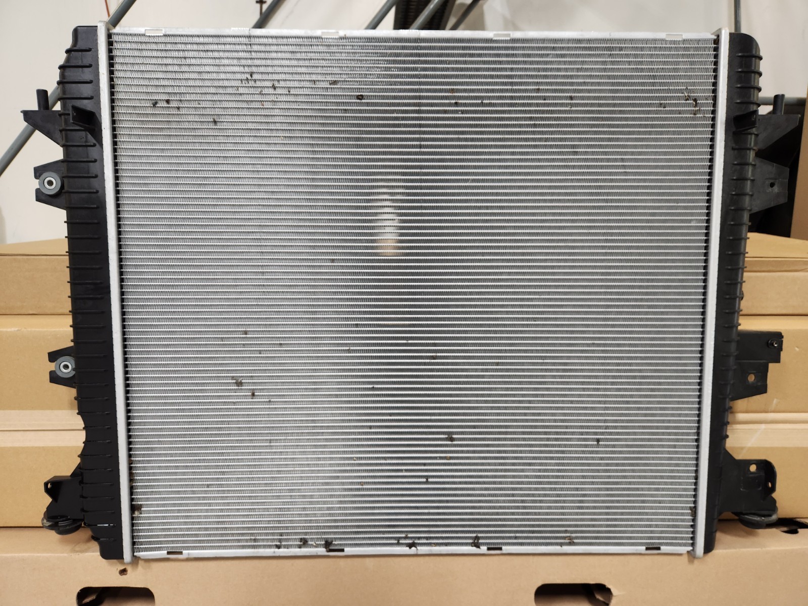 2020-2026 SILVERADO/ SIERRA 2500 3500 6.6L DEISEL PRE-OWNED RADIATOR RAD13879