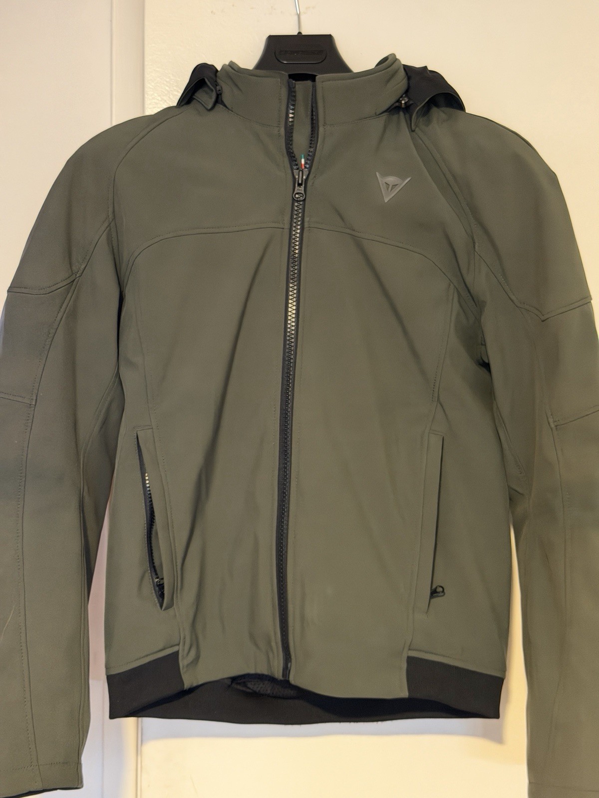 Men's Dainese Ignite Tex Motorcycle Jacket Green Leaf Size 50 with Removable Cap