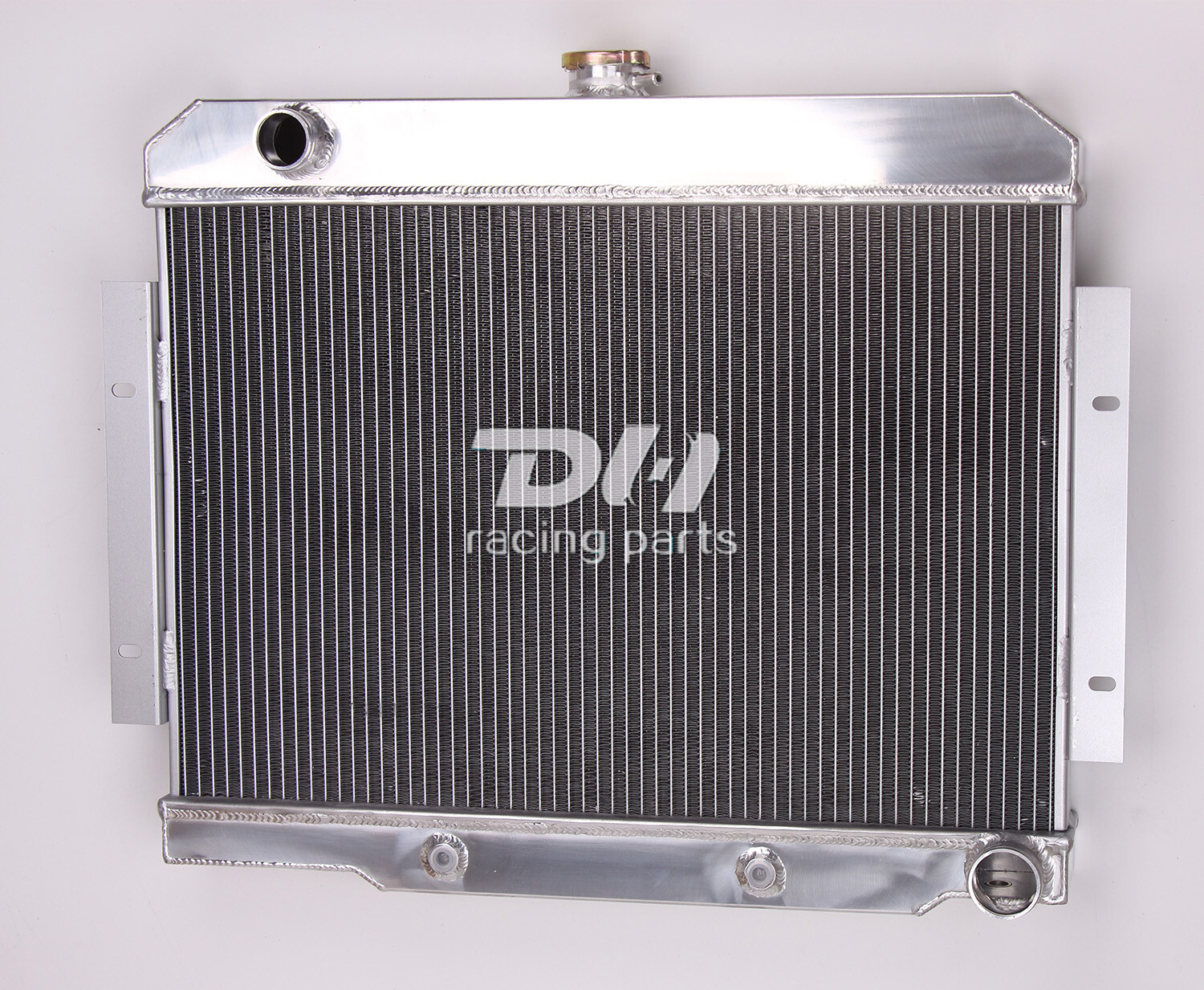 4Row Radiator For 1973-1985 Jeep CJ5 CJ6 CJ7 Scrambler Chevy Small Block Swap V8 4Row Radiator For 1973-1985 Jeep CJ5 CJ6 CJ7 Scrambler Chevy Small Block Swap V8