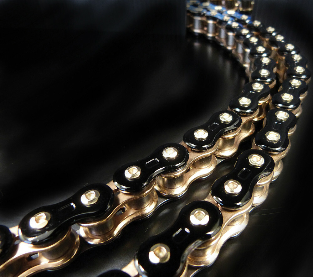 EK Chain 520 MXR 3D Premium Chain, 120 Links - Black/Gold | 520MXR3D-120KG