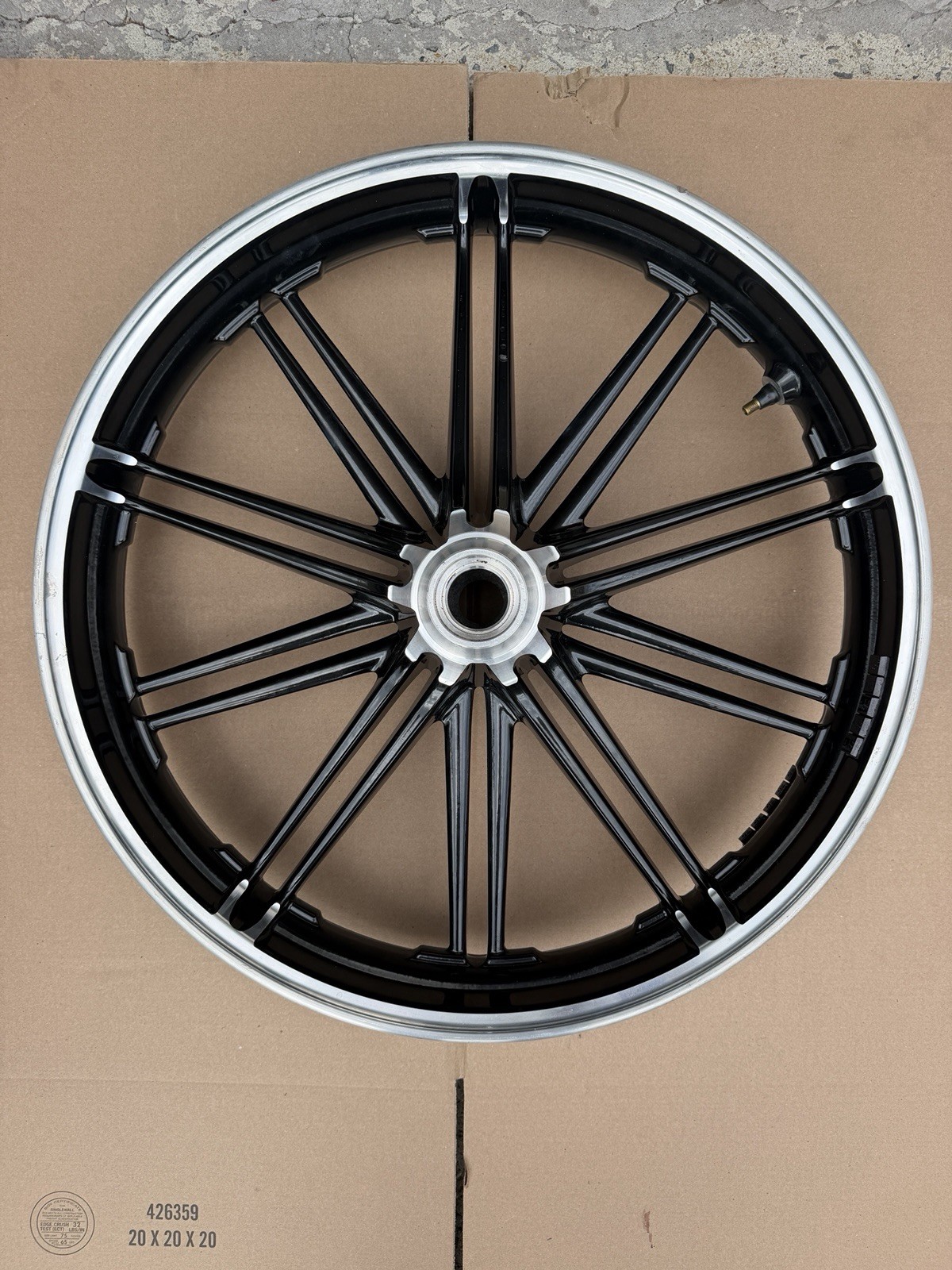 Harley-Davidson OEM M8 Softail Breakout FXBRS 21\