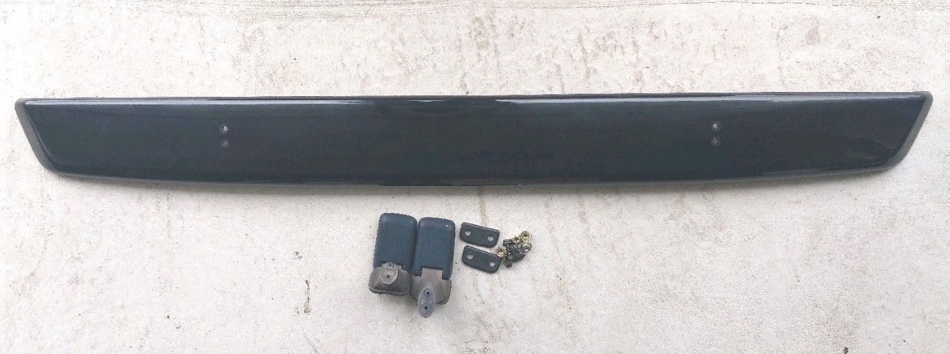 1997-2004 Nissan Pathfinder Infiniti QX4 Black Spoiler Rear Wind Deflector 1997-2004 Nissan Pathfinder Infiniti QX4 Black Spoiler Rear Wind Deflector