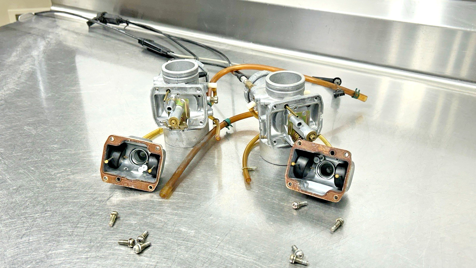 1999 SKI DOO MZX 600  VM40 107  Left Right Carburetor Carbs VM 40 COMPLETE NICE