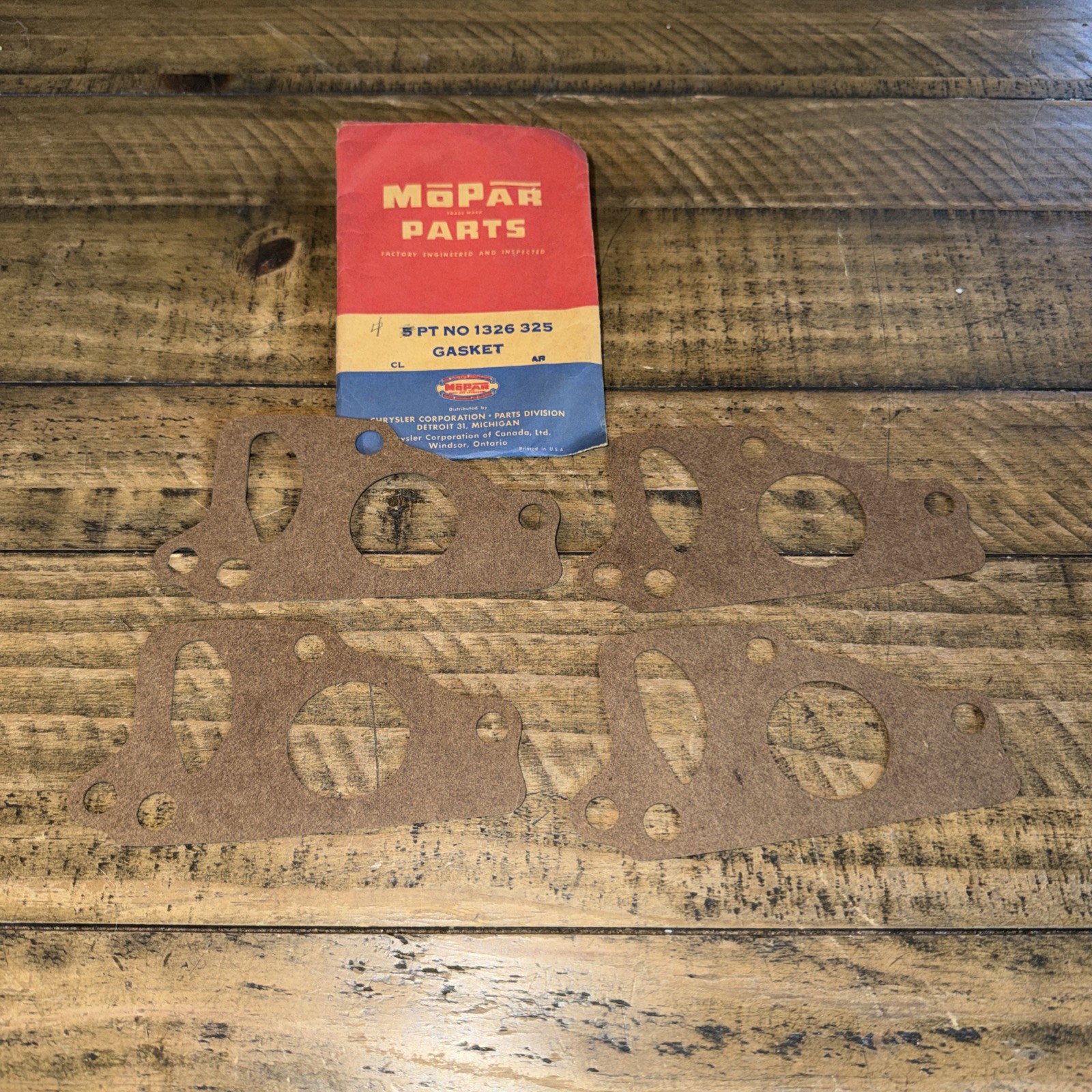 4-NOS 1935 - 1954 Mopar Water Pump Gasket 6 Cyl Dodge Plymouth Chrysler DeSoto 4-NOS 1935 - 1954 Mopar Water Pump Gasket 6 Cyl Dodge Plymouth Chrysler DeSoto