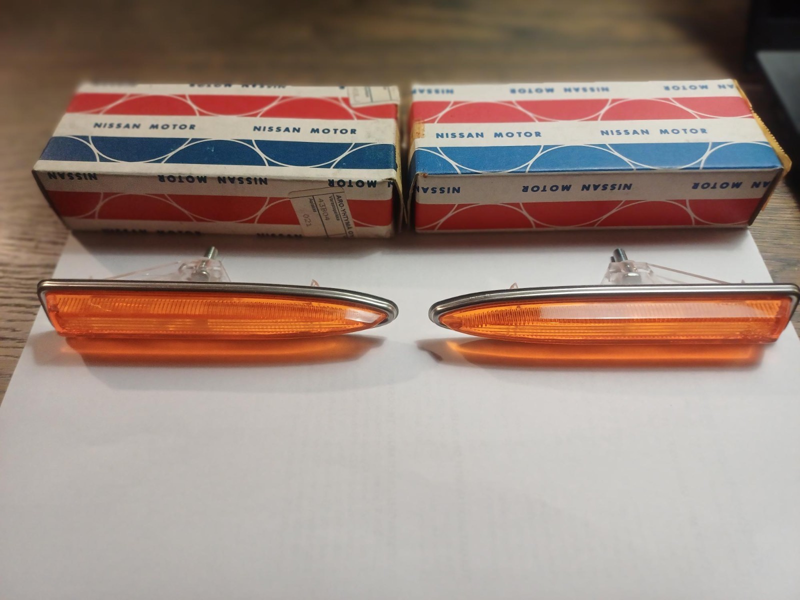 NOS Vintage Datsun Nissan Side Marker Light Lens 26161-A4600 NOS Vintage Datsun Nissan Side Marker Light Lens 26161-A4600
