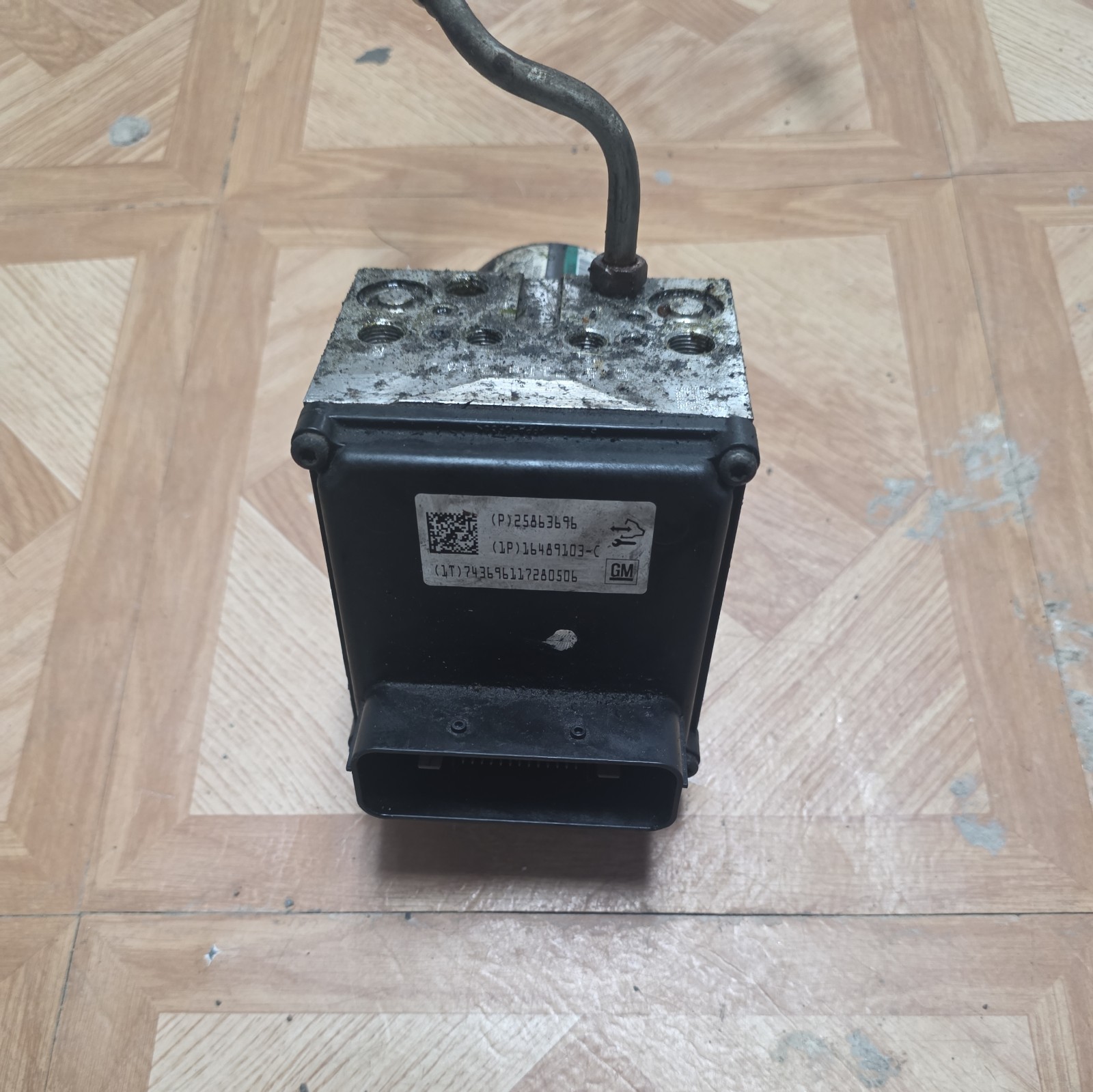 2006-2013 Chevrolet Impala Monte Carlo ABS Pump Control OEM Module 2006-2013 Chevrolet Impala Monte Carlo ABS Pump Control OEM Module