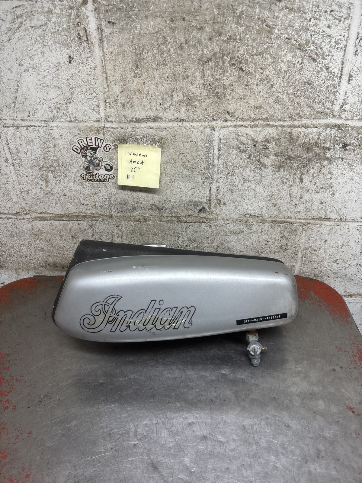 Vintage Indian Me100 Me 100 125  Gas Fuel Petrol Tank Oem Clean