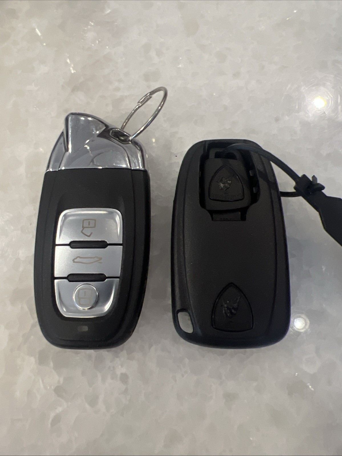 Lamborghini Huracan OEM Factory Remote Key Fob 4T0959754A Lamborghini Huracan OEM Factory Remote Key Fob 4T0959754A