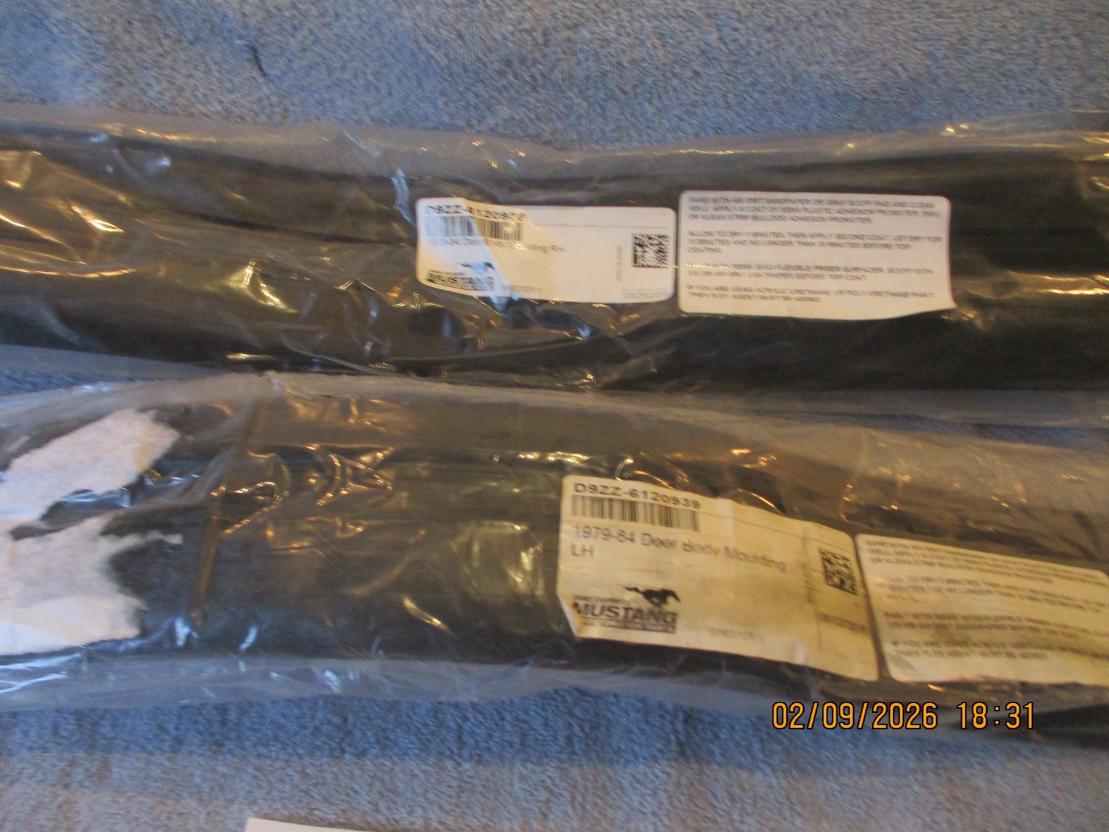 1979-1984 FORD MUSTANG BRAND NEW DOOR MOLDINGS BLACK 1979-1984 FORD MUSTANG BRAND NEW DOOR MOLDINGS BLACK