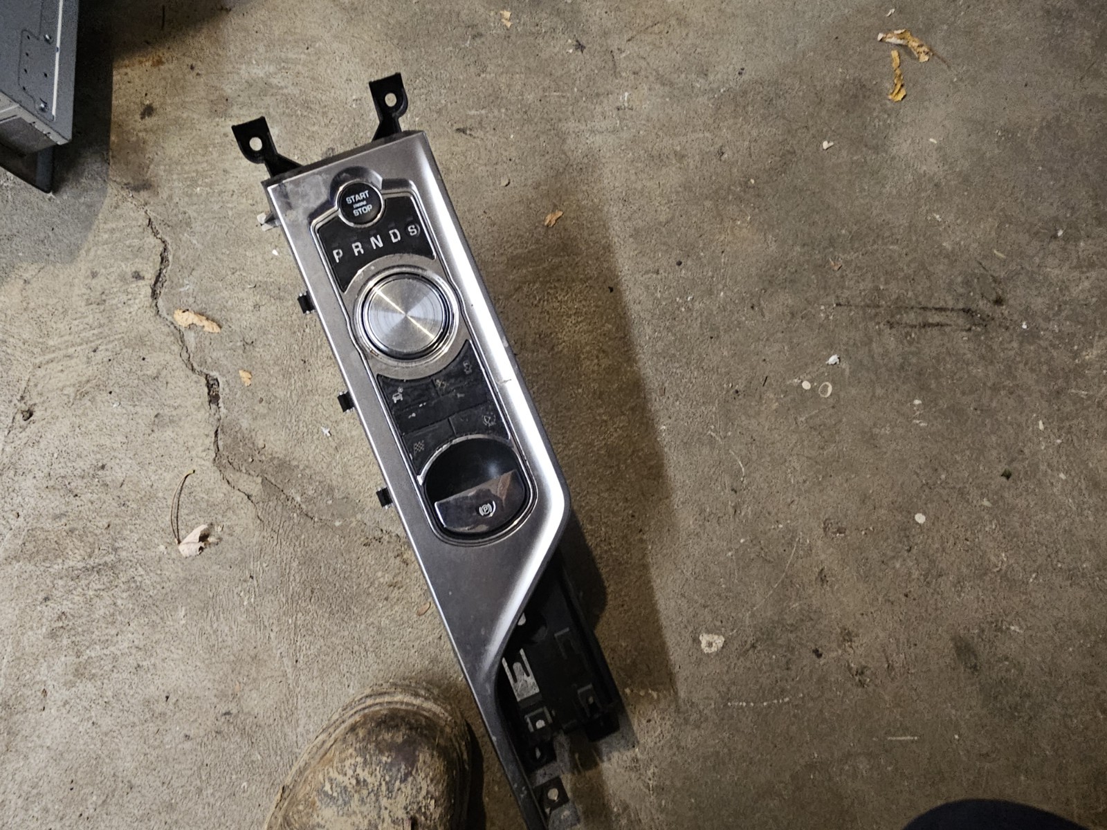 13-15 JAGUAR XF ELECTRONIC PARKING BRAKE GEAR SHIFTER SELECTOR DX23-7E453-BB OEM 13-15 JAGUAR XF ELECTRONIC PARKING BRAKE GEAR SHIFTER SELECTOR DX23-7E453-BB OEM