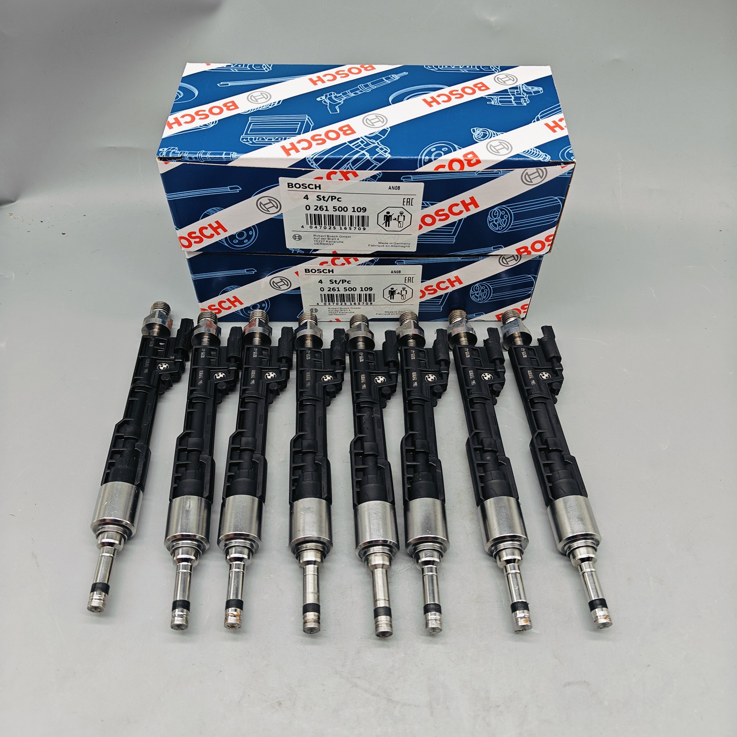 13647597870 0261500109 Bosch 8x Fuel Injectors For BMW M5 M6 X5 X6 550i