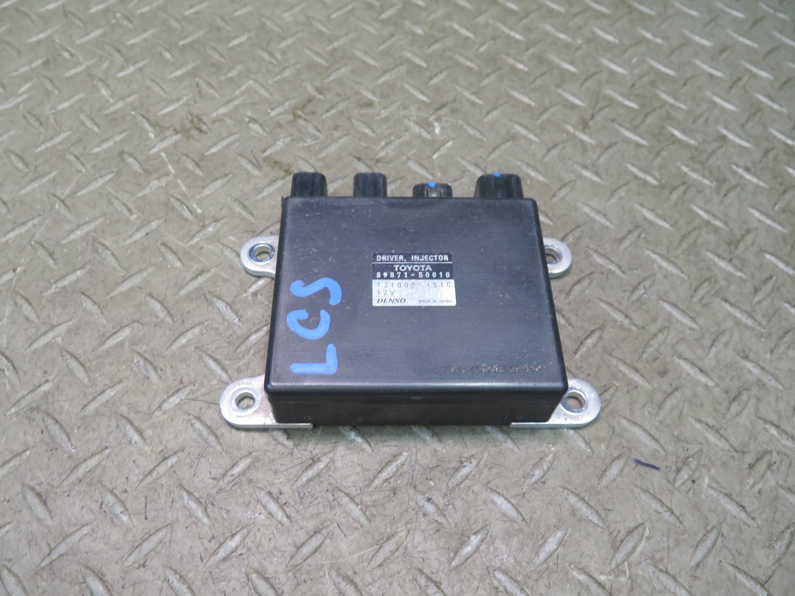 08-16 LEXUS UVF46L LS600h DRIVER INJECTOR FUEL CONTROL MODULE 89871-50010 OEM