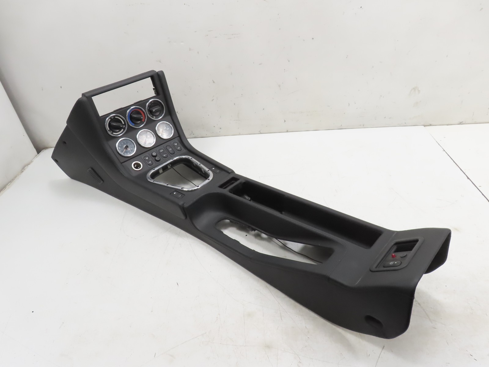 00 BMW Z3 M #1313 Center Console, Complete Gauges Black Leather 00 BMW Z3 M #1313 Center Console, Complete Gauges Black Leather