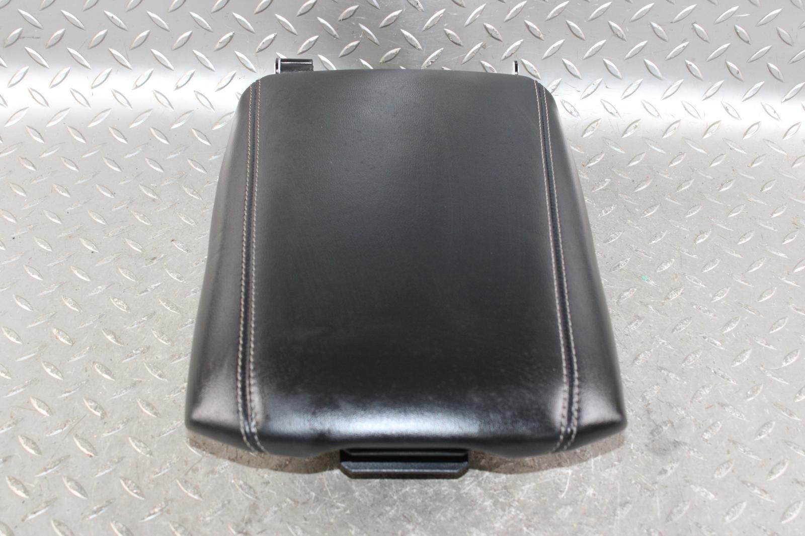 ⚠️DMG⚠️ 21-24 Grand Cherokee Black Leather Console Armrest Lid OEM OE WTY OE WTY