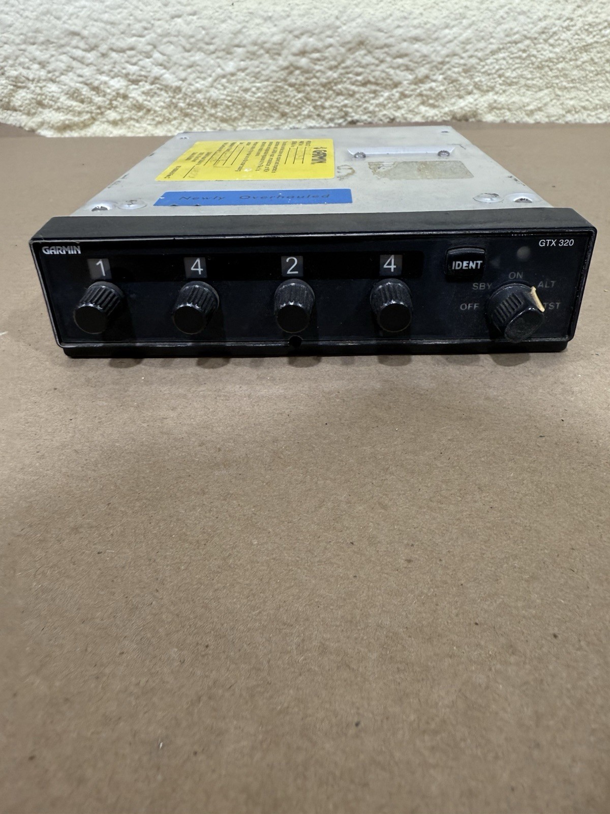 GARMIN GTX 320 TRANSPONDER PN 0110025900 WITH TRAY G2U GARMIN GTX 320 TRANSPONDER PN 0110025900 WITH TRAY G2U