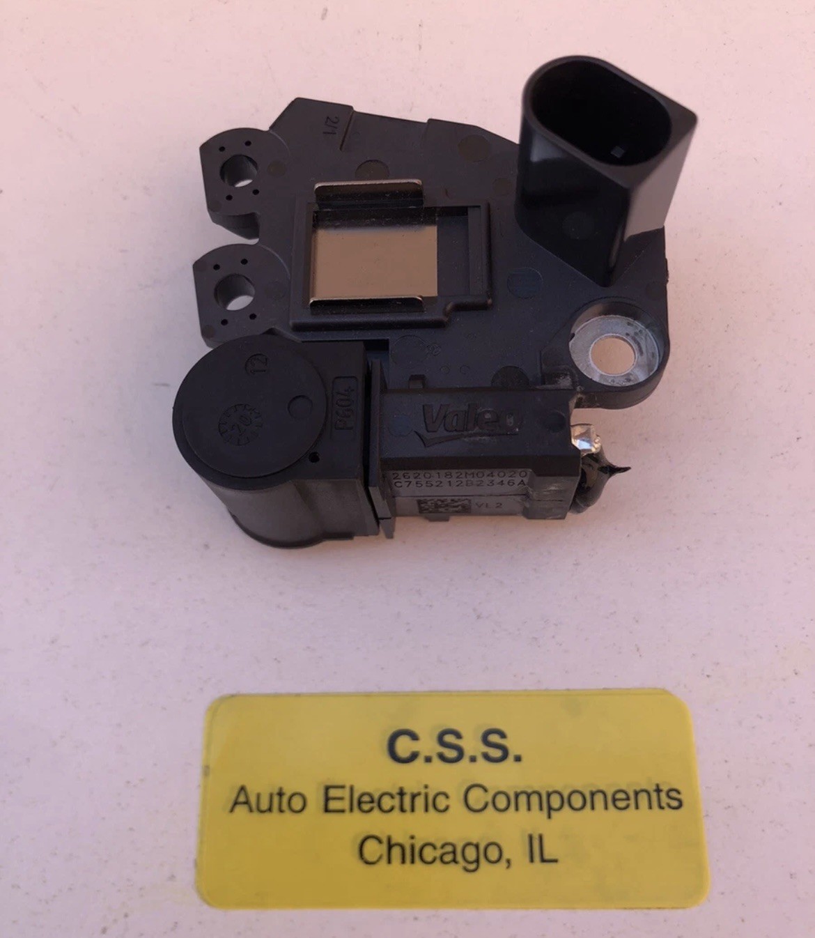 Valeo OEM Regulator 595243 2543279, 2714121 For TG17C028 , TG17C030 , TG17C030B