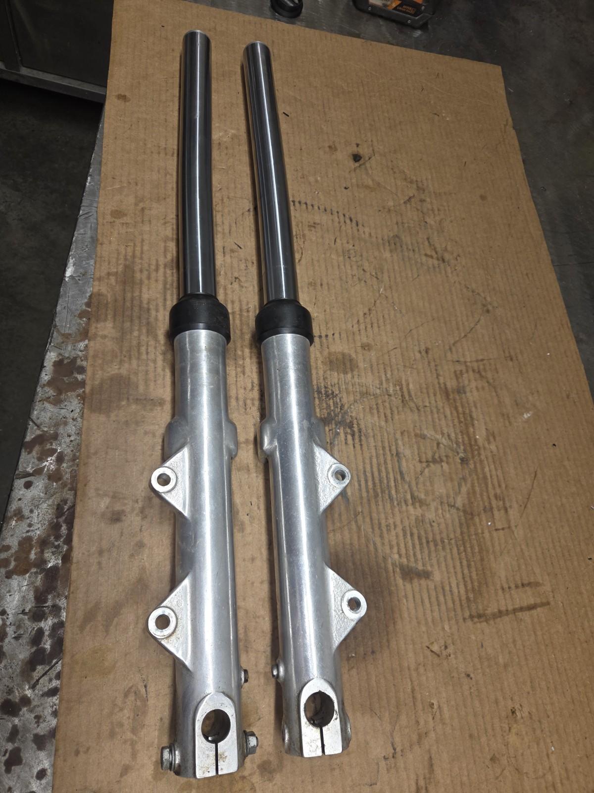 Ducati Darmah DM860 Forks Suspension Fork Bent Tubes Ducati Darmah DM860 Forks Suspension Fork Bent Tubes